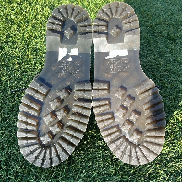 NWT! DR. MARTENS AUDRICK NAPPA LEATHER PLATFORM SHOES - Picture 12 of 13